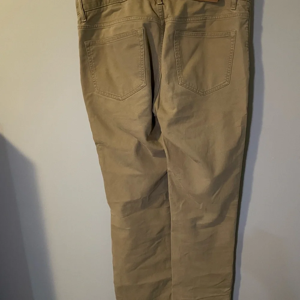 Banana Republic excellent has